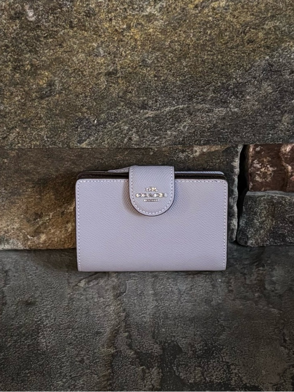 COACH Medium Corner Zip Wallet